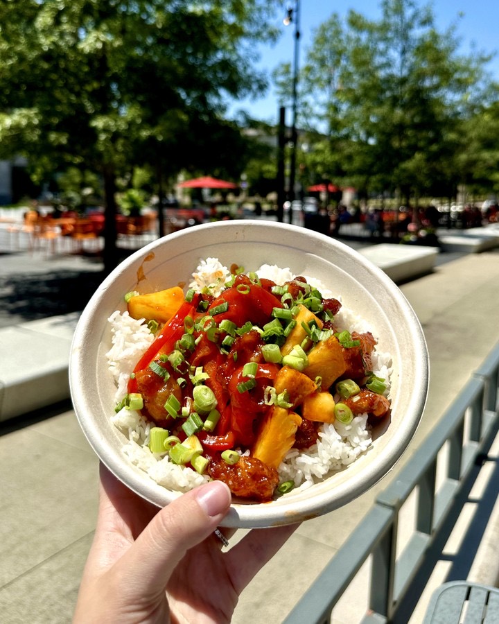 A Genghis Grill bowl shared on Instagram